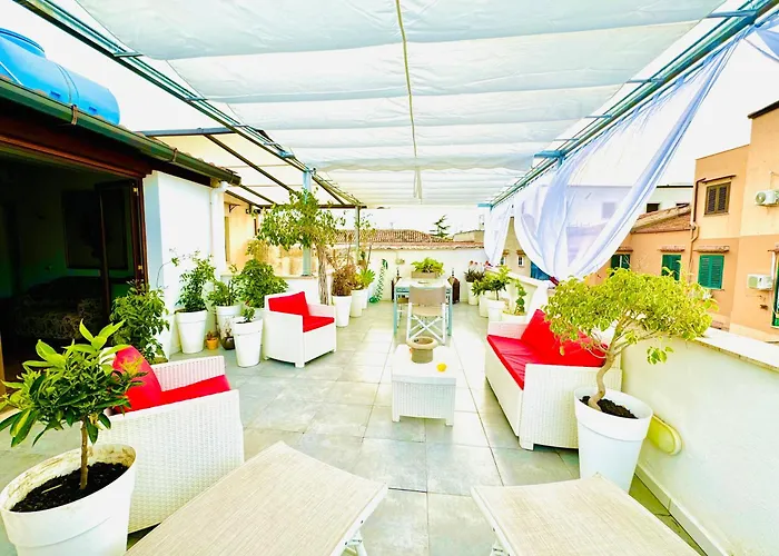 Meetup On The Terrace View With Private Parking